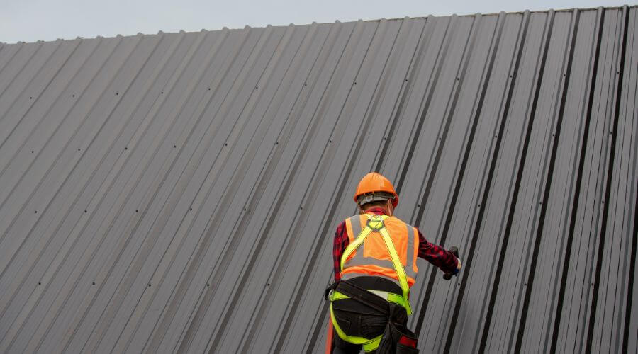 Expert top industrial roofings services in Lewisville, OH